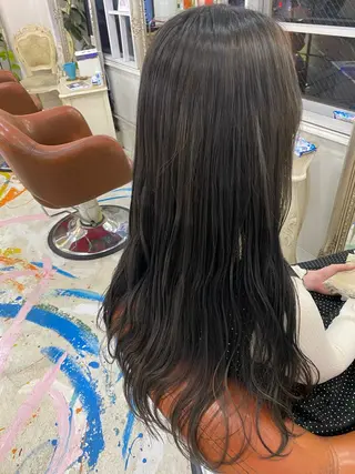 ロング カラー JAM所属・透明感ケアカラー 🌟misaki🌟のヘアスタイル