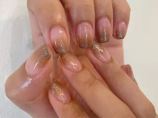 ネイル essence所属・pétit maakoのネイルデザイン