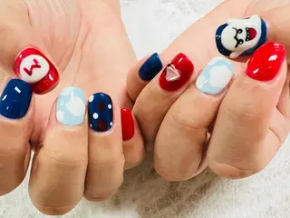 ネイル ユリシスネイル 担当近藤のネイルデザイン