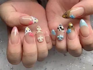 ネイル 💅ネイルハウス🏡 🎀TOMO🎀のネイルデザイン