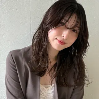 セミロング カラー 松下 弥来のヘアスタイル