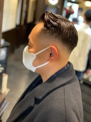 ショート メンズ 海老原 コウのヘアスタイル