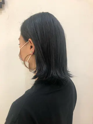 ミディアム カラー 内田温子大人女性 ハイライト、ボブのヘアスタイル