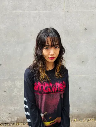 パーマ セミロング 片岸 信征のヘアスタイル