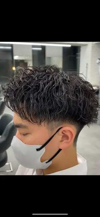 ショート パーマ メンズ 🌀メンズパーマ🌀 縦落ち/波巻きのヘアスタイル