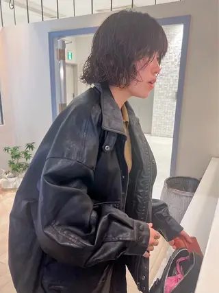 ショート ✨艶髪／透明感カラー ミユ💜のヘアスタイル