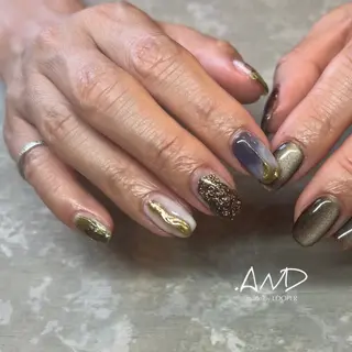 ネイル LOOPER所属・mzh ...のネイルデザイン