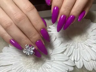 ロング ネイル Yakko pas á pasのネイルデザイン