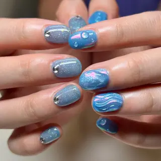 ネイル REHTOF |朝7時Open☀️のネイルデザイン