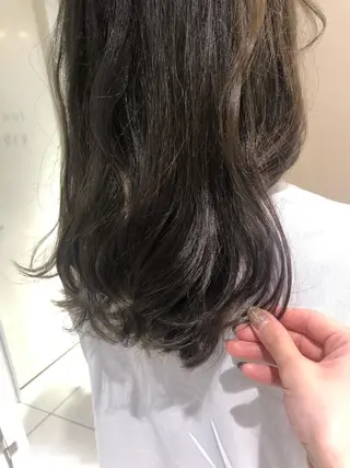 ロング カラー パーマ ヘアアレンジ 【似合うが見つかる】 Hanaのヘアスタイル