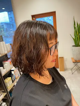 ミディアム パーマ riddle hair(駒生)所属・山越 美裕樹のヘアスタイル