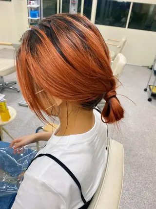 ミディアム カラー レイヤーウルフ エクステ磯部のヘアスタイル