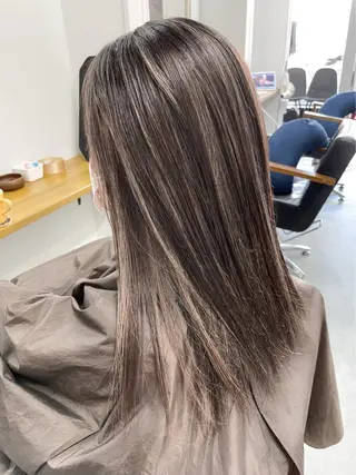 ロング ASAYA THREE(A)のヘアスタイル