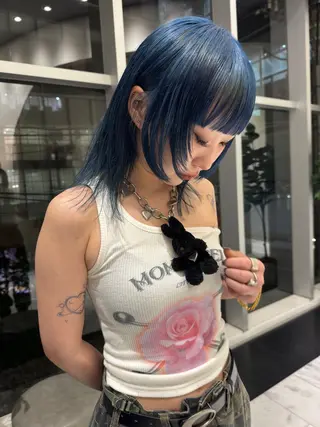 ミディアム カラー SALOWIN所属・ブリーチ✍️ ボブ✨レイヤーのヘアスタイル