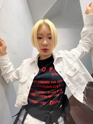 ショート 名古屋栄/ブリーチ/ ボブ🧃木下桃嘉のヘアスタイル