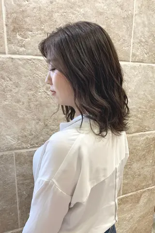 ミディアム カラー 《Zina札幌大通》 Hinano🐻のヘアスタイル