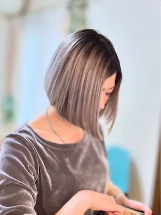 ミディアム カラー MERCI所属・マツモト コウダイのヘアスタイル