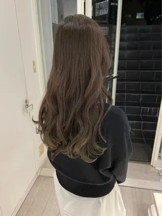 ロング カラー GOODDAY ヘアサロンのヘアスタイル