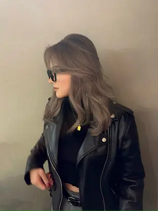 セミロング カラー 💖梅田レイヤー💖 副店長Tsubasaのヘアスタイル