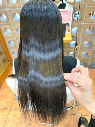 セミロング ✨美髪矯正&ショート の小林✨のヘアスタイル