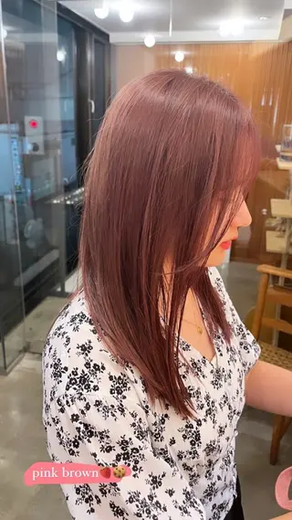 セミロング 🌞アオキ サキ🕊のヘアスタイル