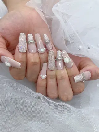 ネイル 五十嵐 美智のネイルデザイン