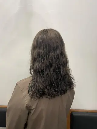 ロング NiL所属・藤浪 駿のヘアスタイル