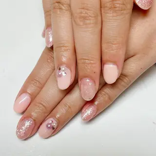 ネイル 大内 祐里佳のネイルデザイン