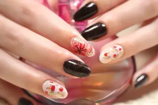 ネイル ママリンド　志村坂上店所属・しみ えんのネイルデザイン