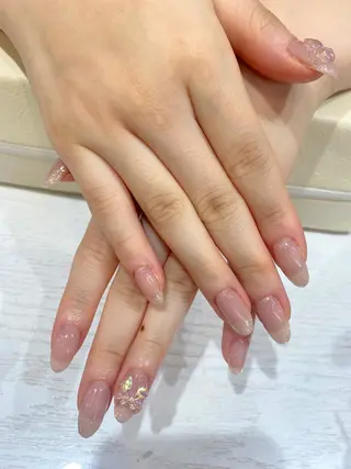 ネイル Nest 岩崎のネイルデザイン