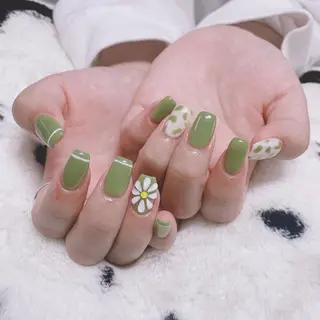 ネイル 💅ネイルハウス🏡 🎀TOMO🎀のネイルデザイン