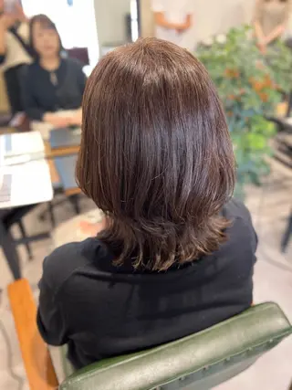ミディアム カラー 艶カラー透明感カラー 暖色カラー佐藤舞花のヘアスタイル