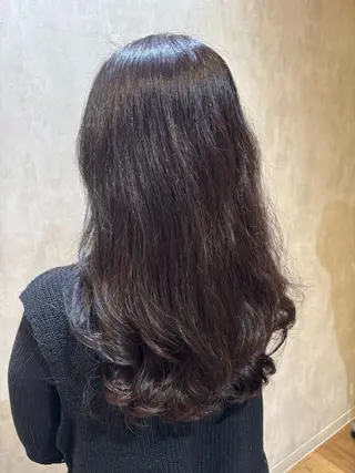 ロング カラー 山口 恋のヘアスタイル