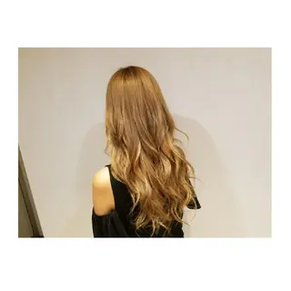 ロング カラー Luana 矢場町のヘアスタイル
