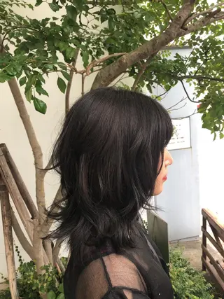 ミディアム カラー 本山　くせ毛のカット 尾島光季のヘアスタイル