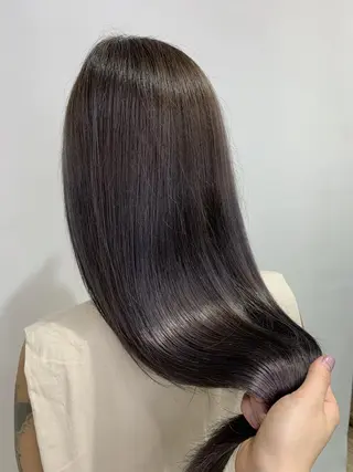 ロング カラー 近藤千翔🩵 髪質改善Periodのエステ・リラクイメージ