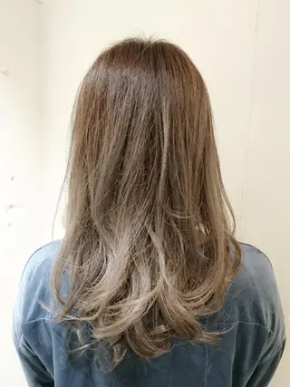 カラー セミロング ✳︎SERA✳︎ 平日のみご案内のマツエク・マツパデザイン