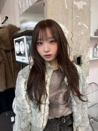 ロング Zoey kannaのヘアスタイル
