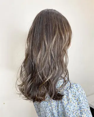 ロング カラー エリアマネージャー 復活の大澤竜馬のヘアスタイル