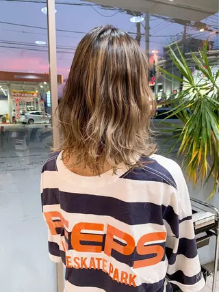 ミディアム カラー ヘアアレンジ 白髪女性専門店竹内 涼乃のヘアスタイル