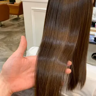 セミロング 抜毛 薄毛 白髪 頭皮改善　柳沢慶のヘアスタイル