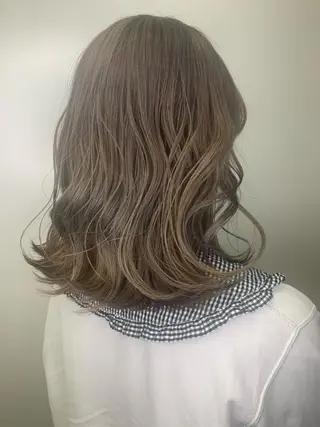 ミディアム カラー グレージュカラー🤎 mai🤎のヘアスタイル