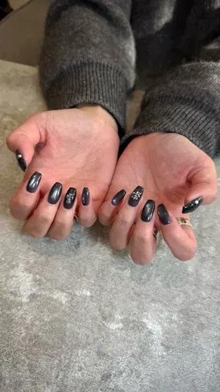 ネイル Nail MOANAのネイルデザイン