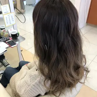 カラー 牧野 佳樹のヘアスタイル