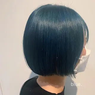 ミディアム カラー RINA🧤 デザインとボブのヘアスタイル