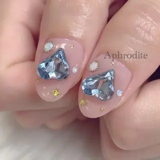 ネイル Aphrodite パラジェル認定サロンのネイルデザイン