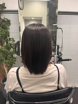 ミディアム 小木曽 芽生のヘアスタイル