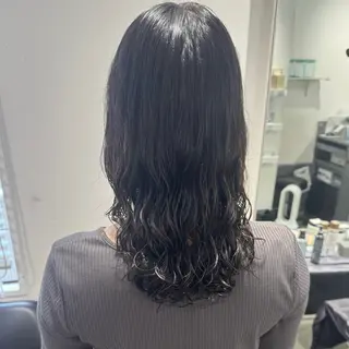 セミロング パーマ 女性限定/艶カラー AYANO 💗🪽のヘアスタイル