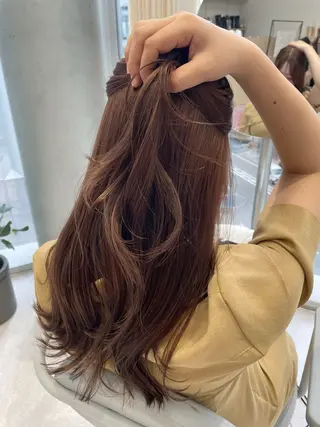 セミロング カラー ヘアアレンジ 透明感カラー 🩰あさのヘアスタイル