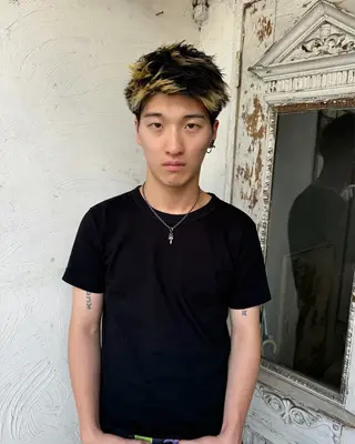 カラー メンズ パーマ、髪質改善 カズマのヘアスタイル
